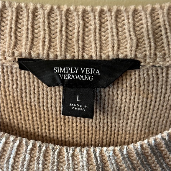 Simply Vera Vera Wang Silver Cable Knit Sweater - Picture 2 of 5